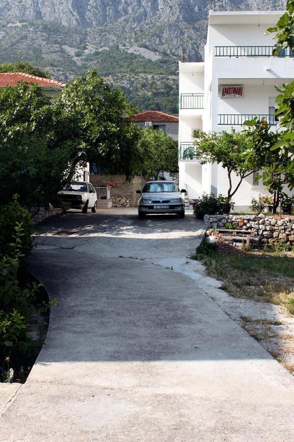 Apartments By The Sea Drvenik Donja Vala, Makarska - 6701 Exterior photo