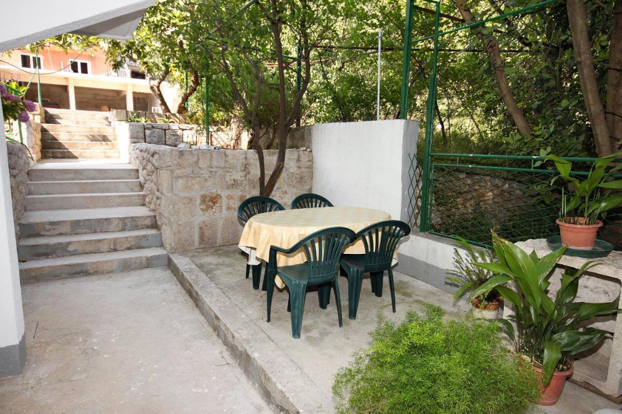 Apartments By The Sea Drvenik Donja Vala, Makarska - 6701 Exterior photo